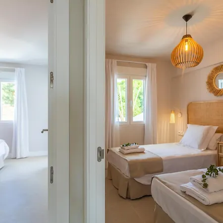 Espectacular Adosado - Patio, Piscina & Office Apartment