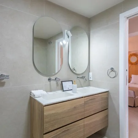 Apartment Espectacular Adosado - Patio, Piscina & Office